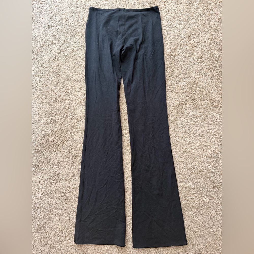SKIMS Heart Cutout Women's Pants - Picture 3 of 6